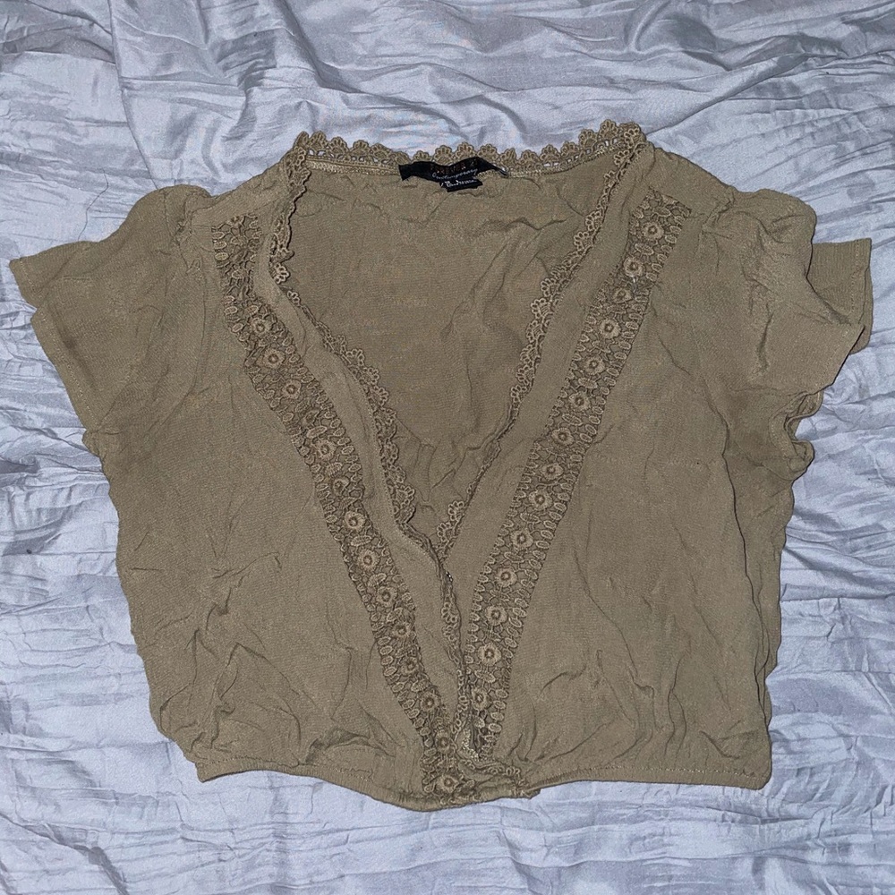 green cropped blouse